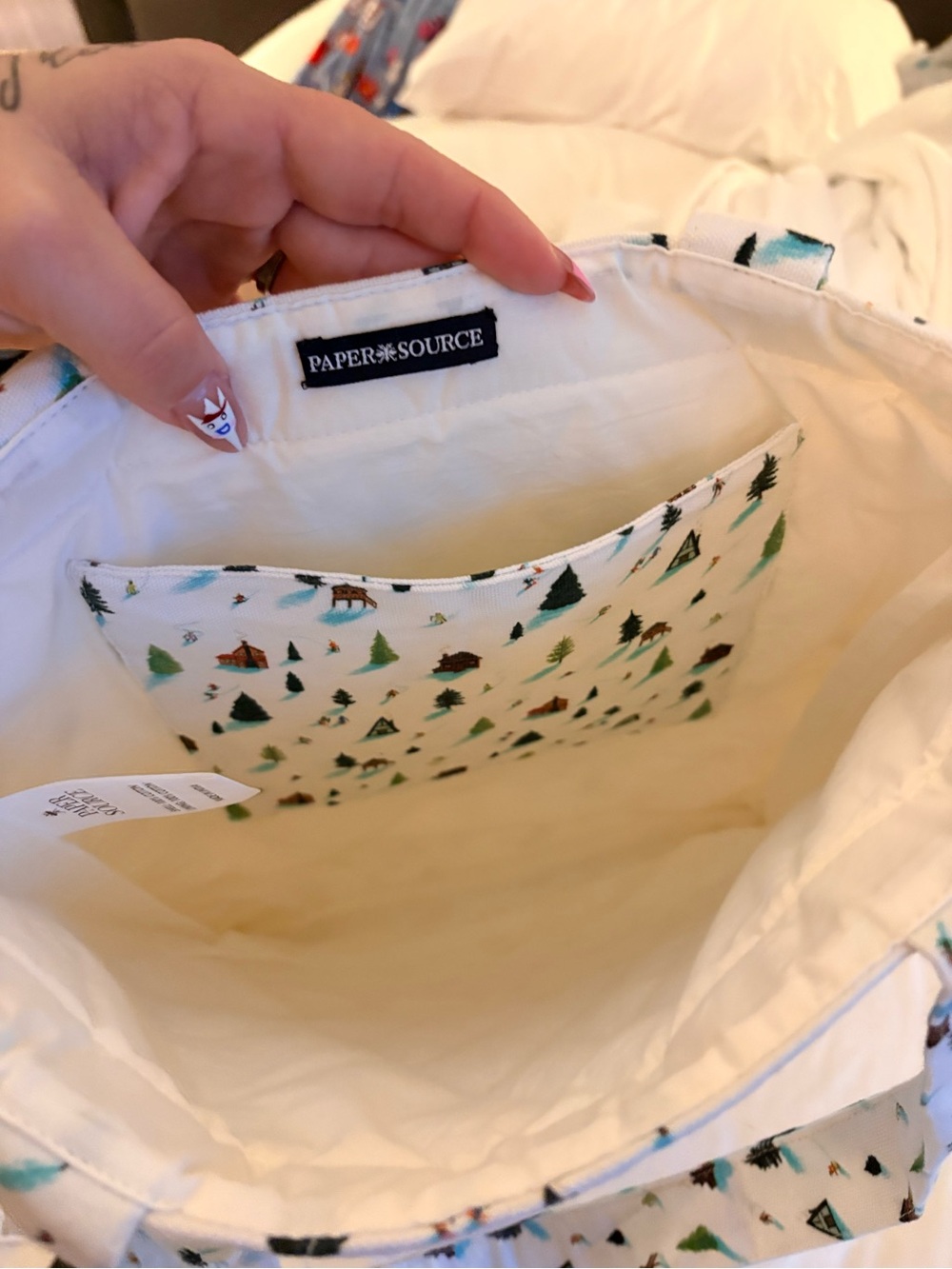 Paper Source Cream Tote with Green Tree and Cabin Motif